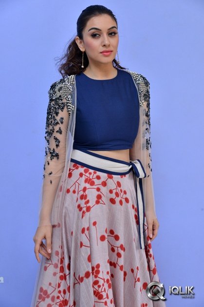 Hansika-at-Luckkunnodu-Movie-Promotions